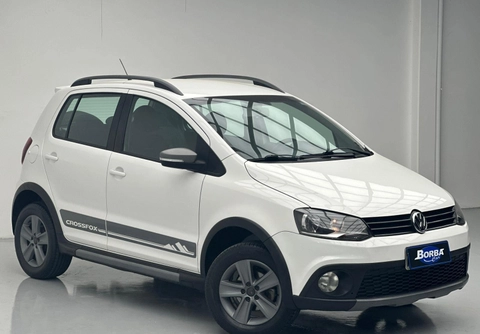 Volkswagen Crossfox 2012 Branco — foto 1 de 3