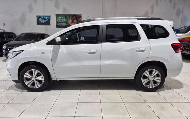 imagem-https://www.socarrao.com.br/sc-vehicle-images-prod/3552767/1788975263289-8413429_9_B_a87ed344e6.jpeg