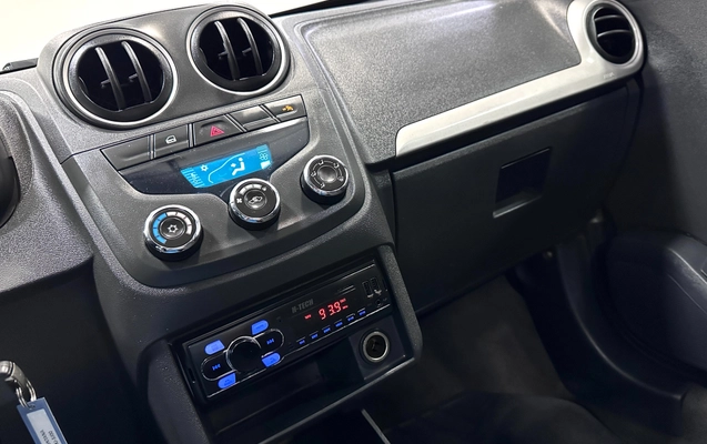 imagem-https://www.socarrao.com.br/sc-vehicle-images-prod/3552915/1788210548471-28ac3a38-56d1-47db-aa6a-89d5d5fa2c82.jpg