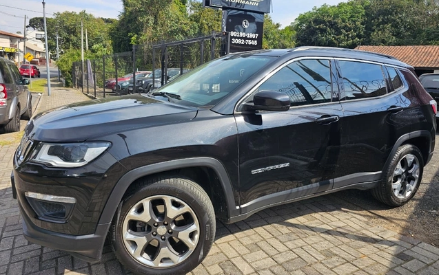 imagem-https://www.socarrao.com.br/sc-vehicle-images-prod/3552999/1788210976069-V2hhdHNBcHAgSW1hZ2UgMjAyNi0wOC0zMSBhdCAxNy41NC4yNC5qcGVn.jpeg