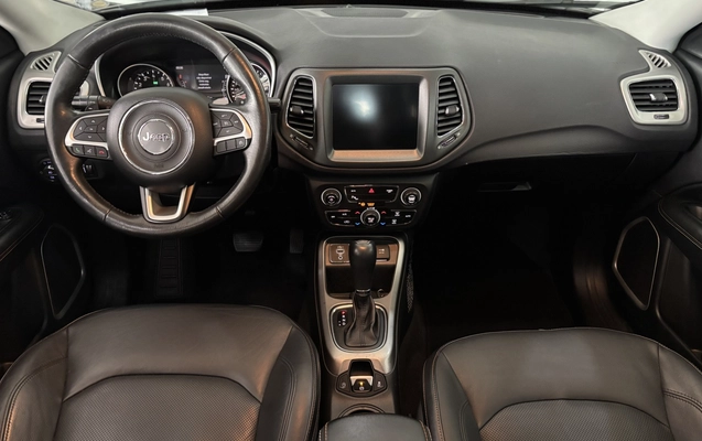 imagem-https://www.socarrao.com.br/sc-vehicle-images-prod/3553249/1788211323471-1_043654.jpg
