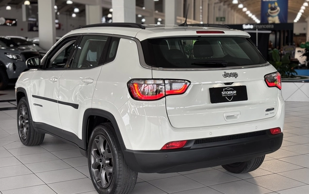 imagem-https://www.socarrao.com.br/sc-vehicle-images-prod/3553249/1788211323489-1_043701.jpg
