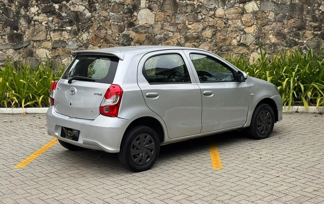 imagem-https://www.socarrao.com.br/sc-vehicle-images-prod/3554296/1788215801056-003_90b88f9b890e25ae4327adf0d0dbc013.jpeg