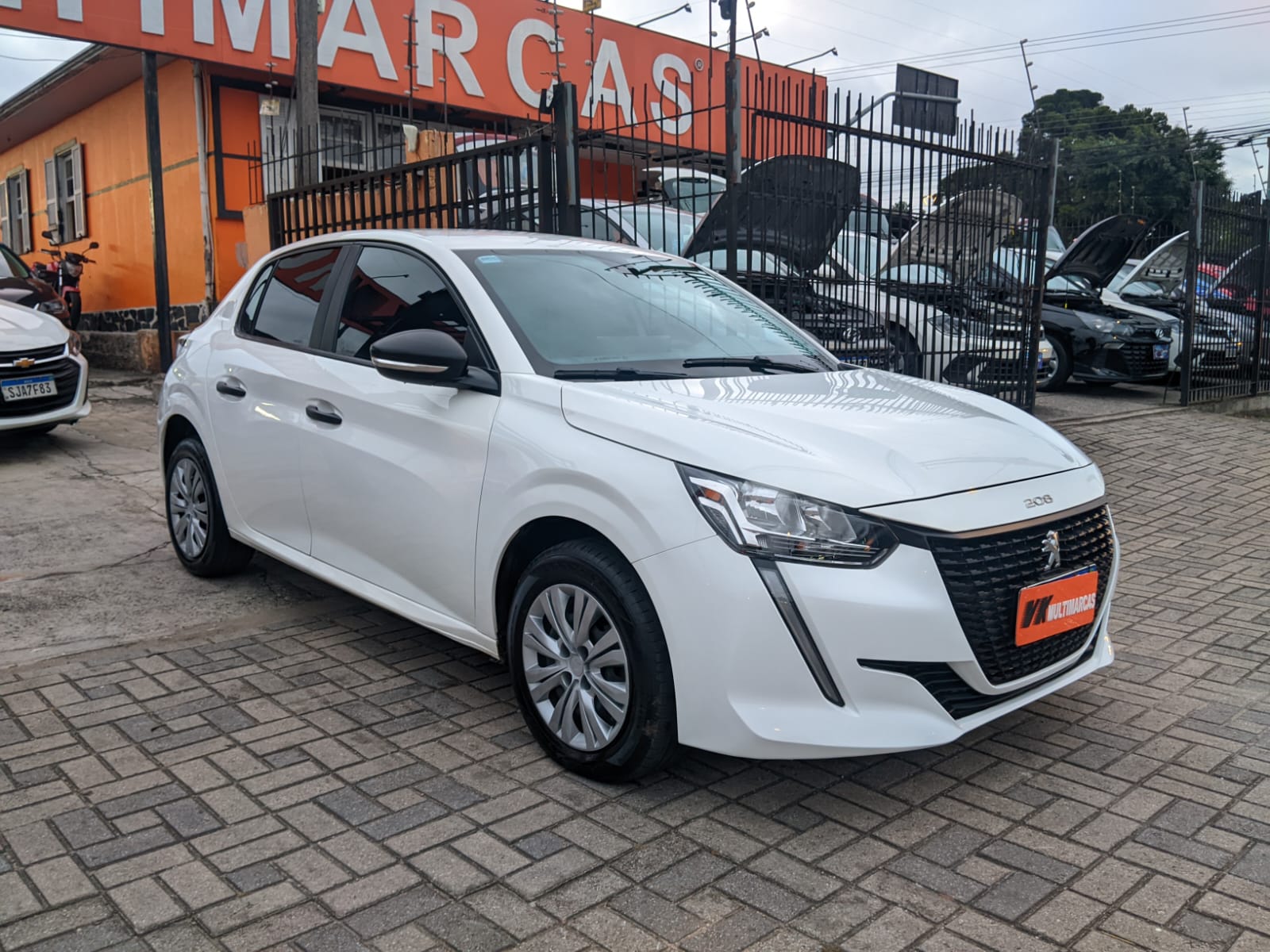 Peugeot 208 Like 1.0 Flex 6V 5p Mec. na cor Branco em Curitiba / PR - 35561