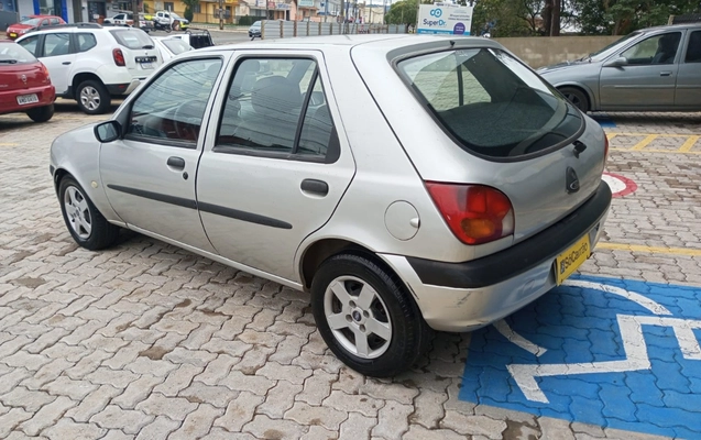 imagem-https://www.socarrao.com.br/sc-vehicle-images-prod/3556451/1788223626062-V2hhdHNBcHAgSW1hZ2UgMjAyNi0wOC0zMSBhdCAyMS4zMi4yMi5qcGVn.jpeg