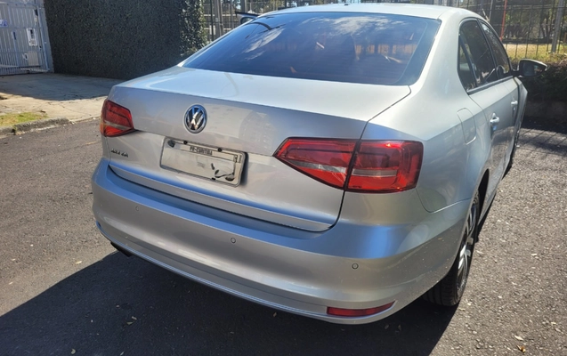 imagem-https://www.socarrao.com.br/sc-vehicle-images-prod/3556813/1788226262721-MjAyNTA3MjZfMTM0MzE3LmpwZw.jpg