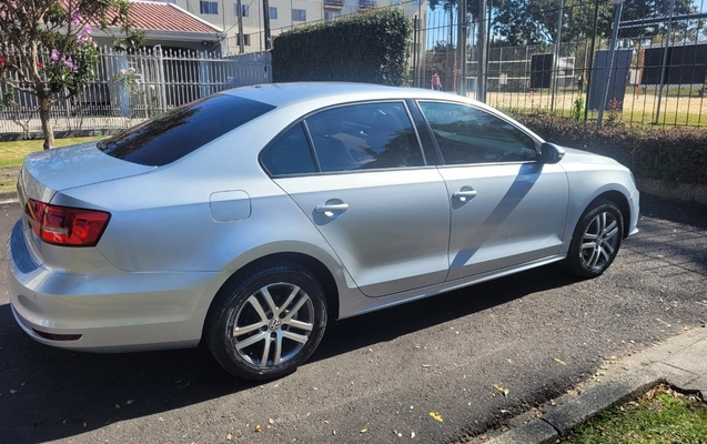 imagem-https://www.socarrao.com.br/sc-vehicle-images-prod/3556813/1788226264337-MjAyNTA3MjZfMTM0MzI3LmpwZw.jpg