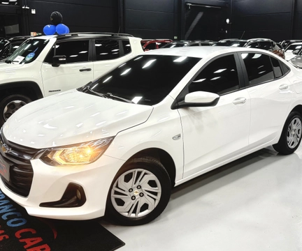 Chevrolet Onix 2024 Branco — foto 1 de 3