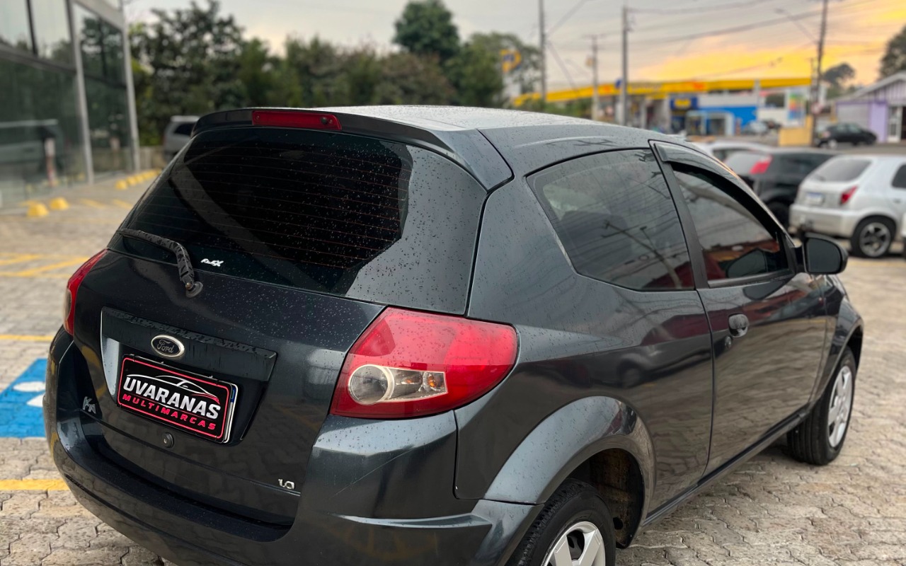 imagem-https://www.socarrao.com.br/sc-vehicle-images-prod/3556842/1788224712189-V2hhdHNBcHAgSW1hZ2UgMjAyNi0wOC0zMSBhdCAyMi4wMS4zMCAoMSkuanBlZw.jpeg