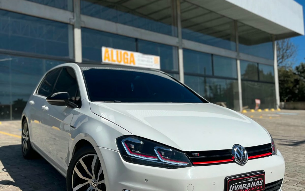 Volkswagen Golf 2015 Branco — foto 1 de 3