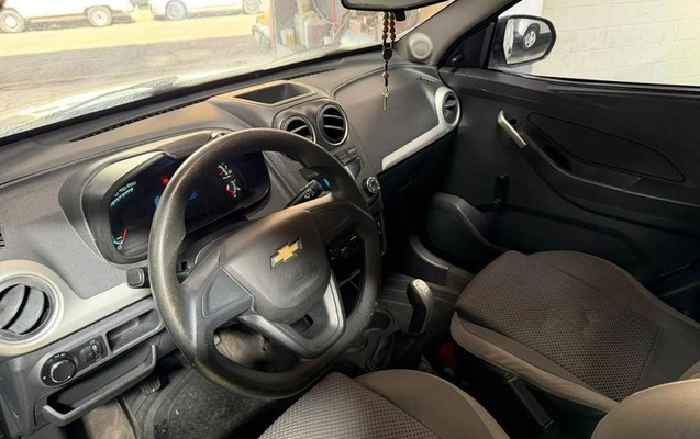 imagem-https://www.socarrao.com.br/sc-vehicle-images-prod/3557135/1788436224868-8344843_8_B_05ab1c0286.jpeg