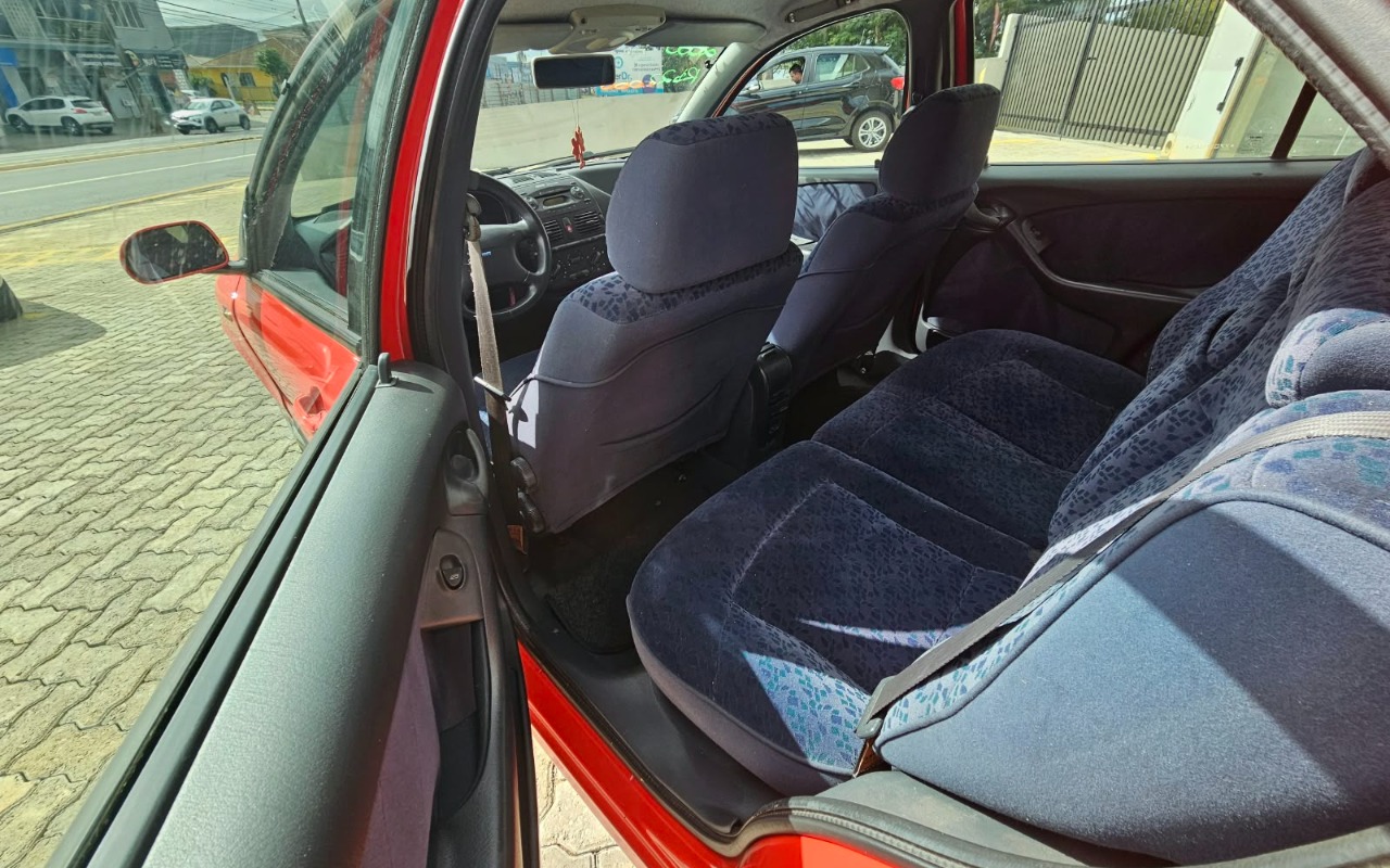 imagem-https://www.socarrao.com.br/sc-vehicle-images-prod/3557241/1788226489971-V2hhdHNBcHAgSW1hZ2UgMjAyNi0wOC0zMSBhdCAyMi4yNy40MyAoMSkuanBlZw.jpeg