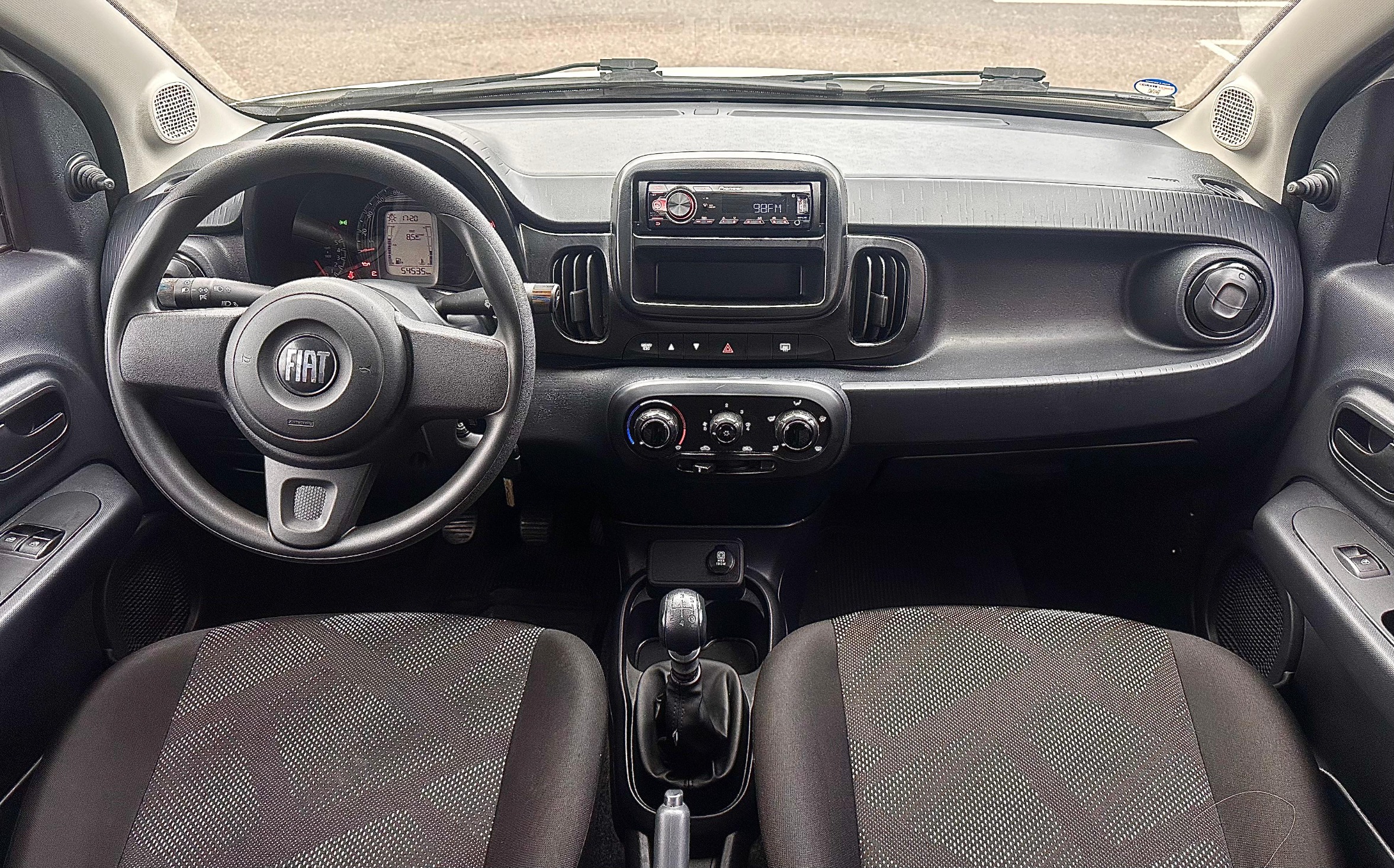 imagem-https://www.socarrao.com.br/sc-vehicle-images-prod/35601/1769988636440-6948703OR_1759176223_64_690.jpg