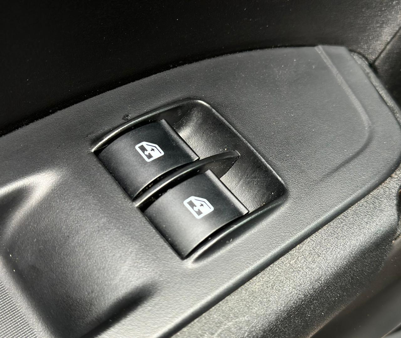 imagem-https://www.socarrao.com.br/sc-vehicle-images-prod/35621/1769988640916-7026271OR_1762010777_74_630.jpg