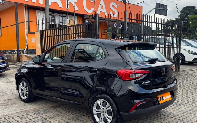 imagem-https://www.socarrao.com.br/sc-vehicle-images-prod/35621/1769988640916-7026271OR_1762010781_57_570.jpg