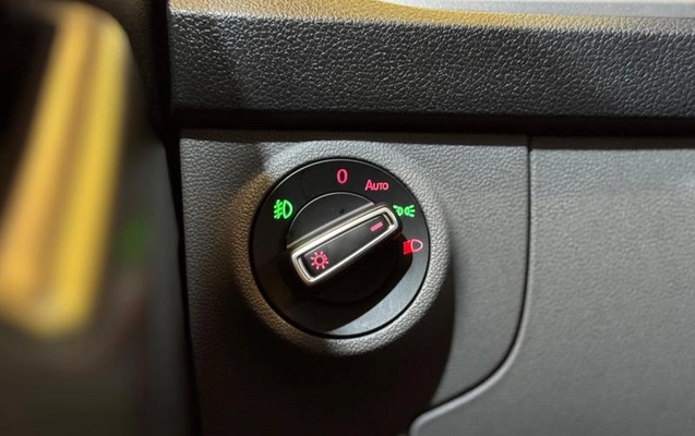 imagem-https://www.socarrao.com.br/sc-vehicle-images-prod/3565884/1789140302353-8409595_10_B_931c7aed1b.jpeg