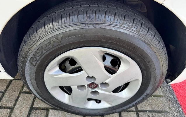 imagem-https://www.socarrao.com.br/sc-vehicle-images-prod/3565888/1789132612715-8437135_0_B_db85d2bd68.jpeg