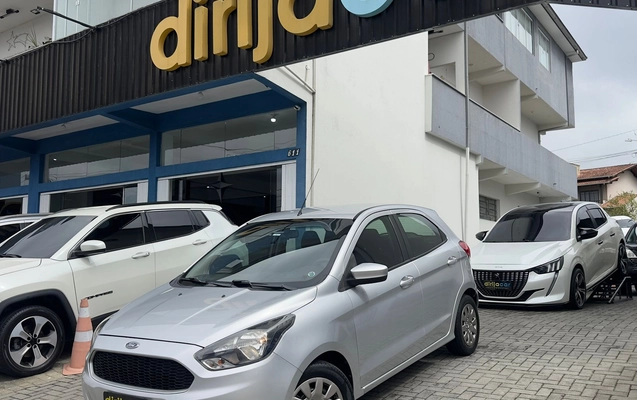 imagem-https://www.socarrao.com.br/sc-vehicle-images-prod/3565891/1788263488588-702a9917-a2df-4777-a870-676509c22abc.jpeg