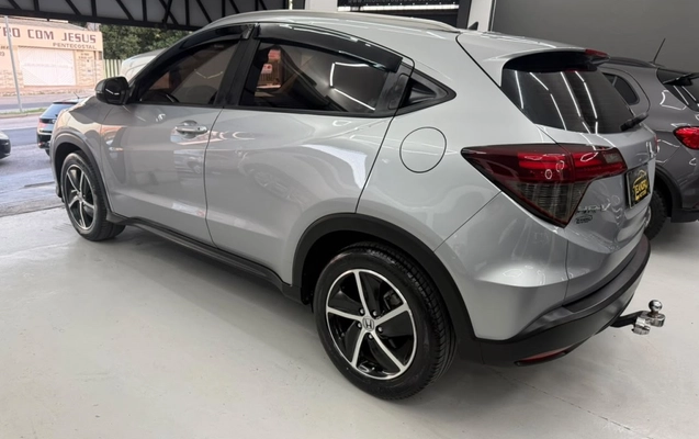 imagem-https://www.socarrao.com.br/sc-vehicle-images-prod/3565924/1788264809809-4_060411.jpg