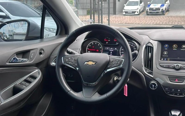 imagem-https://www.socarrao.com.br/sc-vehicle-images-prod/3565982/1788265091421-8427159_2_B_e12a678639.jpeg