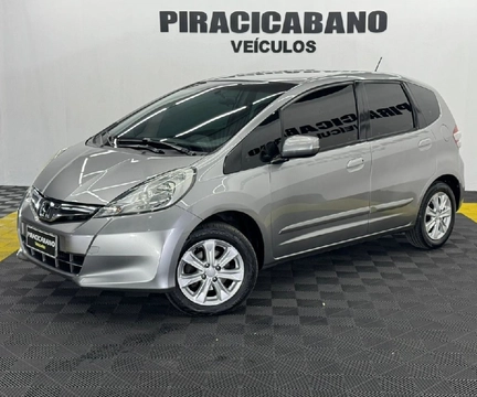 Honda Fit 2014 Cinza — foto 1 de 3