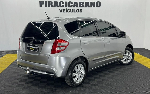 imagem-https://www.socarrao.com.br/sc-vehicle-images-prod/3566148/1788265728045-574f3398-c7ec-be0d-6154-637d970869f3-whatsappimage2026-06-18at153423jpeg.jpg