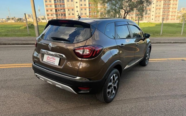 imagem-https://www.socarrao.com.br/sc-vehicle-images-prod/3566592/1788385601322-8436356_8_B_2b9c8784b0.jpeg