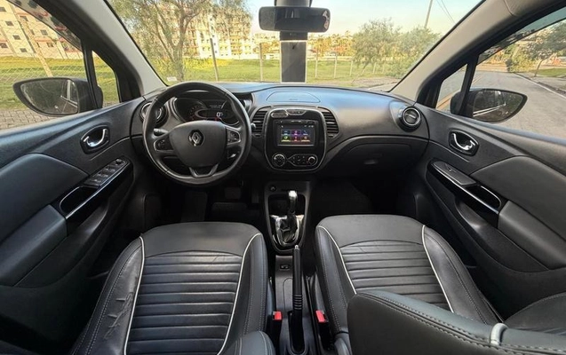 imagem-https://www.socarrao.com.br/sc-vehicle-images-prod/3566592/1788385601327-8436356_11_B_5f88cd8c7e.jpeg