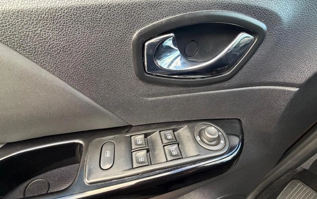 imagem-https://www.socarrao.com.br/sc-vehicle-images-prod/3566592/1788385601339-8436356_13_B_ddc174546b.jpeg