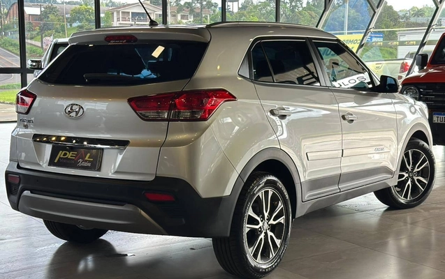 imagem-https://www.socarrao.com.br/sc-vehicle-images-prod/3566626/1788266912494-a621d96e39c64361804b364f84d74f11_1788266879075.jpg