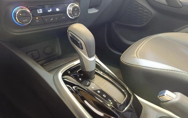 imagem-https://www.socarrao.com.br/sc-vehicle-images-prod/3566631/1788453704941-8437452_14_B_eca17b5eee.jpeg