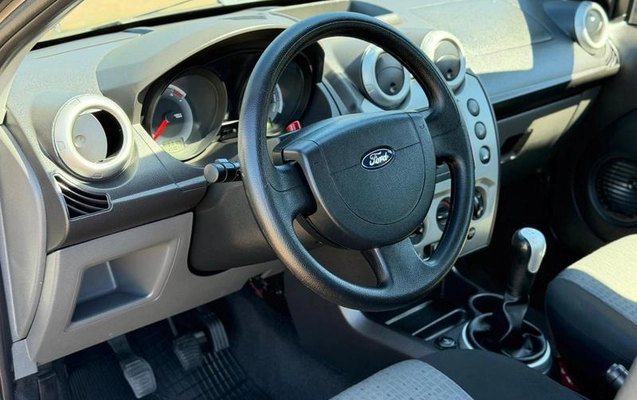 imagem-https://www.socarrao.com.br/sc-vehicle-images-prod/3566654/1791985795301-8355797_2_B_48387a0897.jpeg