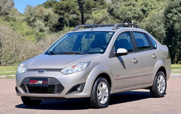imagem-https://www.socarrao.com.br/sc-vehicle-images-prod/3566654/1791985795319-8355797_14_B_94620670bd.jpeg
