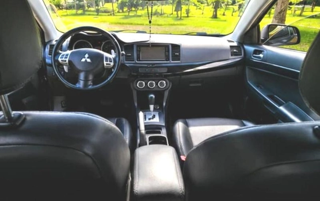imagem-https://www.socarrao.com.br/sc-vehicle-images-prod/3567163/1788268367291-8437230_7_B_db4c589362.jpeg