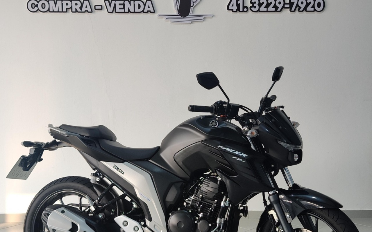 YAMAHA FZ25 250 FAZER FLEX 2023 Preto — foto 1 de 3