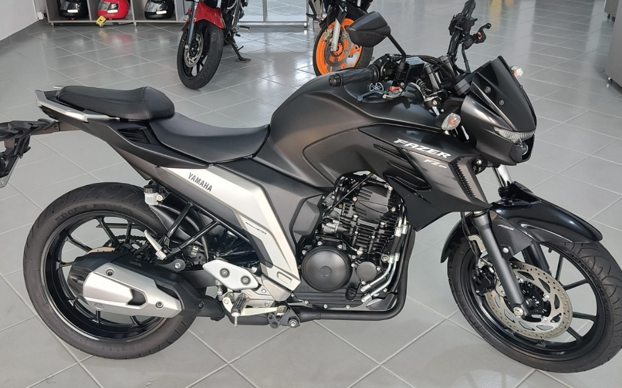 imagem-https://www.socarrao.com.br/sc-vehicle-images-prod/3567270/1788268772447-V2hhdHNBcHAgSW1hZ2UgMjAyNS0xMC0wMSBhdCAxMi4wNS40OCAoNykuanBlZw.jpeg