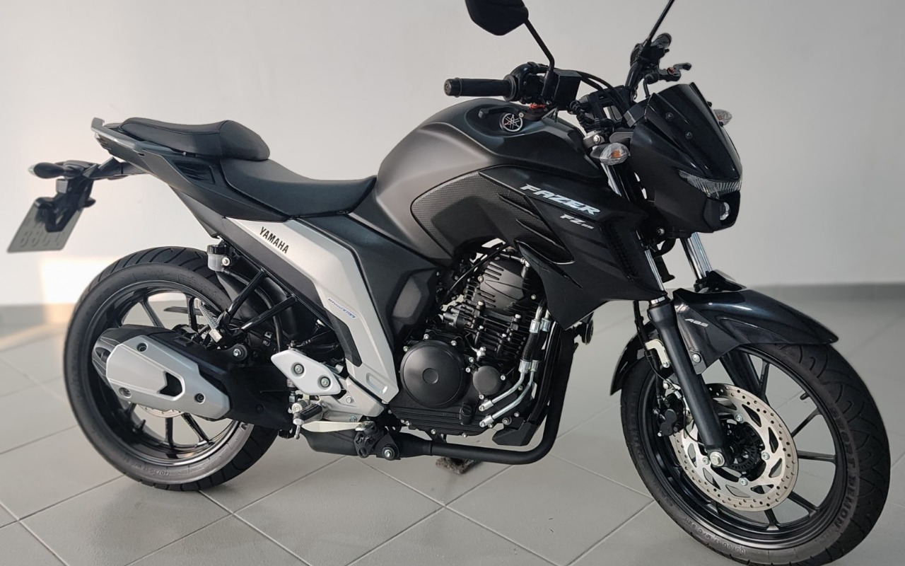 imagem-https://www.socarrao.com.br/sc-vehicle-images-prod/3567270/1788268773428-V2hhdHNBcHAgSW1hZ2UgMjAyNS0xMC0wMSBhdCAxMi4wNS40OC5qcGVn.jpeg