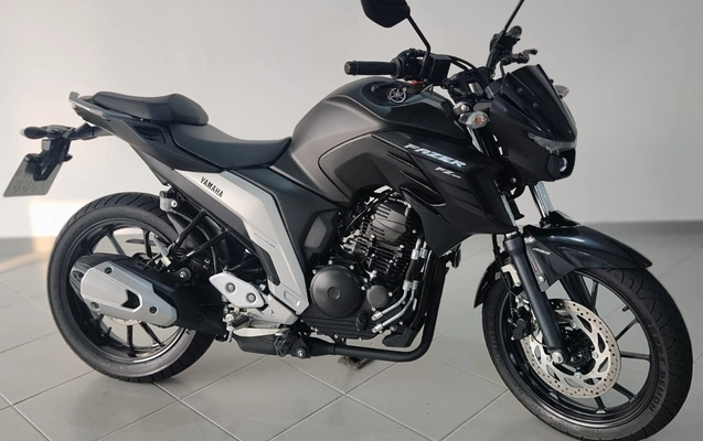 imagem-https://www.socarrao.com.br/sc-vehicle-images-prod/3567270/1788268773428-V2hhdHNBcHAgSW1hZ2UgMjAyNS0xMC0wMSBhdCAxMi4wNS40OC5qcGVn.jpeg