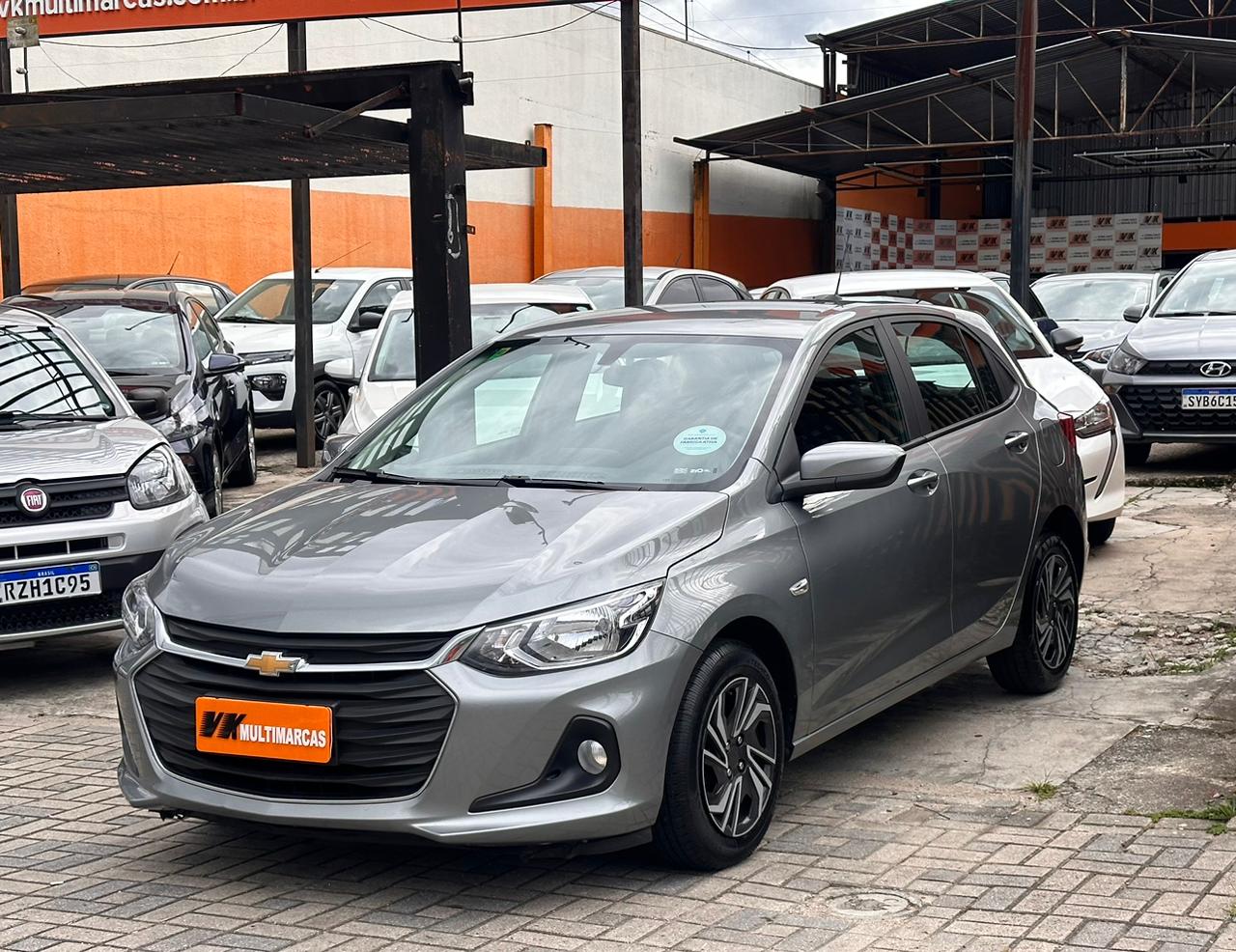 Chevrolet Onix 2025 Cinza — foto 1 de 3