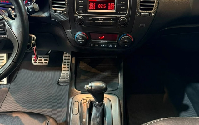 imagem-https://www.socarrao.com.br/sc-vehicle-images-prod/3567514/1788269282385-OC5qcGVn.jpeg