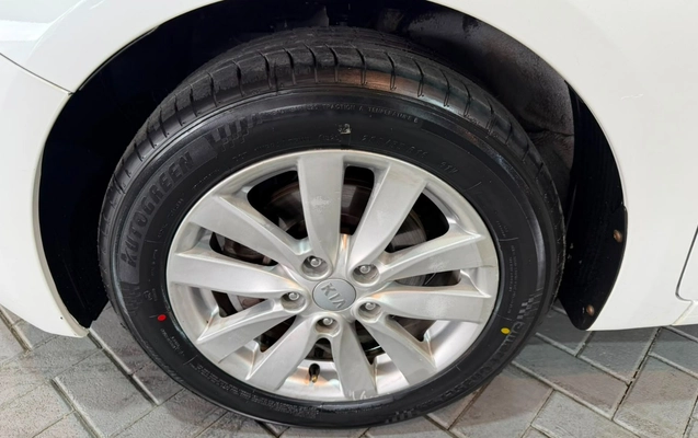 imagem-https://www.socarrao.com.br/sc-vehicle-images-prod/3567514/1788269282771-MTIuanBlZw.jpeg