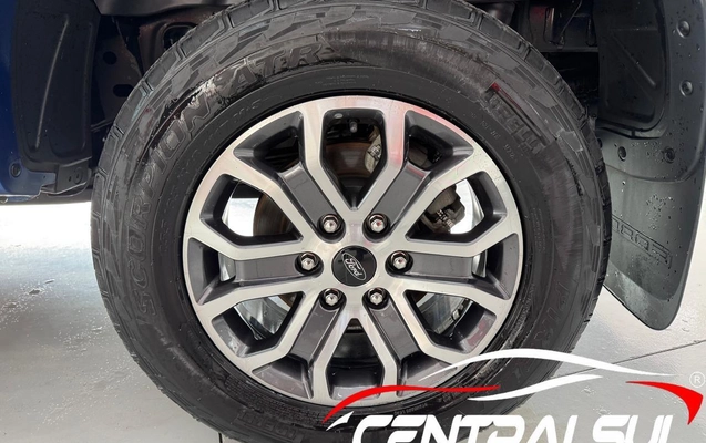imagem-https://www.socarrao.com.br/sc-vehicle-images-prod/3567521/1788274315247-20569b913d284657b2604121c0038fca_1788268935050.jpg