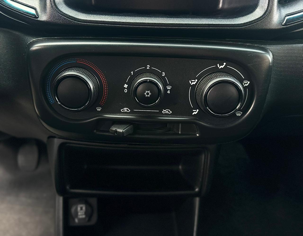 imagem-https://www.socarrao.com.br/sc-vehicle-images-prod/35676/1769988652403-7230741OR_1768596325_37_180.jpg