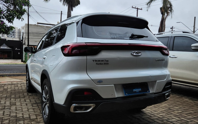 imagem-https://www.socarrao.com.br/sc-vehicle-images-prod/3567688/1788269783081-168ec453-4394-44e9-9bdb-4113e9fa5c1e.jpg