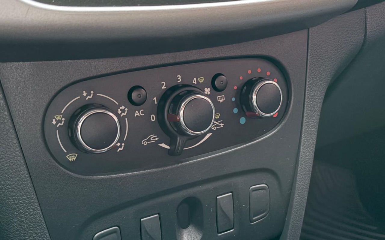 imagem-https://www.socarrao.com.br/sc-vehicle-images-prod/3567911/1788270503648-V2hhdHNBcHAgSW1hZ2UgMjAyNi0wOS0wMSBhdCAxMC4yNy4wNS5qcGVn.jpeg