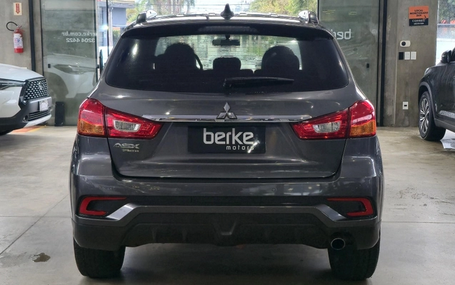 imagem-https://www.socarrao.com.br/sc-vehicle-images-prod/3568392/1788271663690-d108a2d01b3548f68e1f26740801eac8_1784647584260.jpg