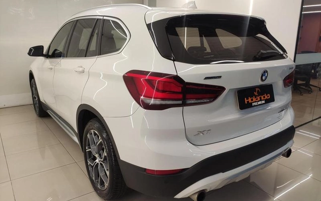 imagem-https://www.socarrao.com.br/sc-vehicle-images-prod/3568518/1788275349022-8437944_14_B_6778705c97.jpeg