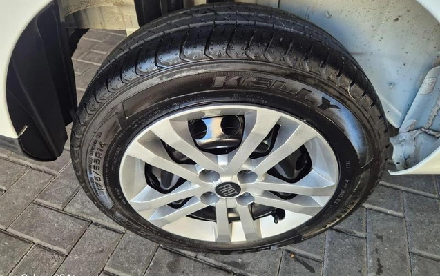imagem-https://www.socarrao.com.br/sc-vehicle-images-prod/3568958/1788462693942-8242678_10_B_bcaf65d231.jpeg