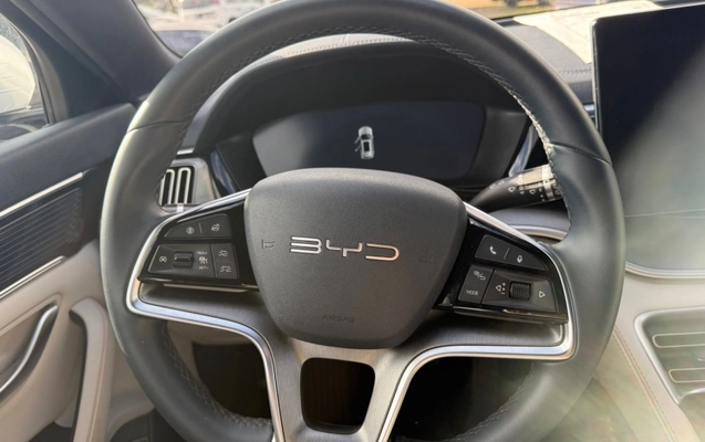 imagem-https://www.socarrao.com.br/sc-vehicle-images-prod/3568973/1788463780149-Uk4c2Zsn26WvFYj3rFeSSNgsoHWvvIlW.jpg
