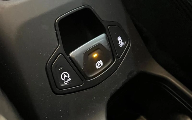 imagem-https://www.socarrao.com.br/sc-vehicle-images-prod/3568975/1789391298240-8436506_19_B_76d4c2c7b9.jpeg